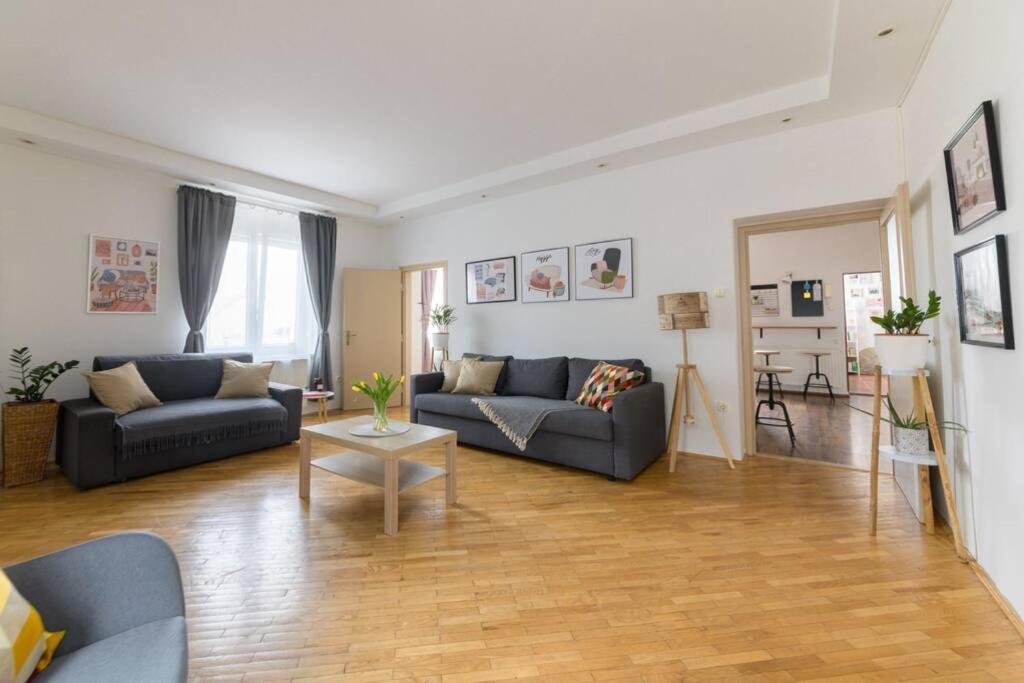 גיור Hygge Apartman מראה חיצוני תמונה